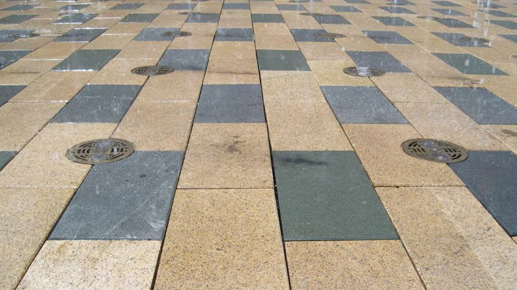 Anti-slip surface strategy