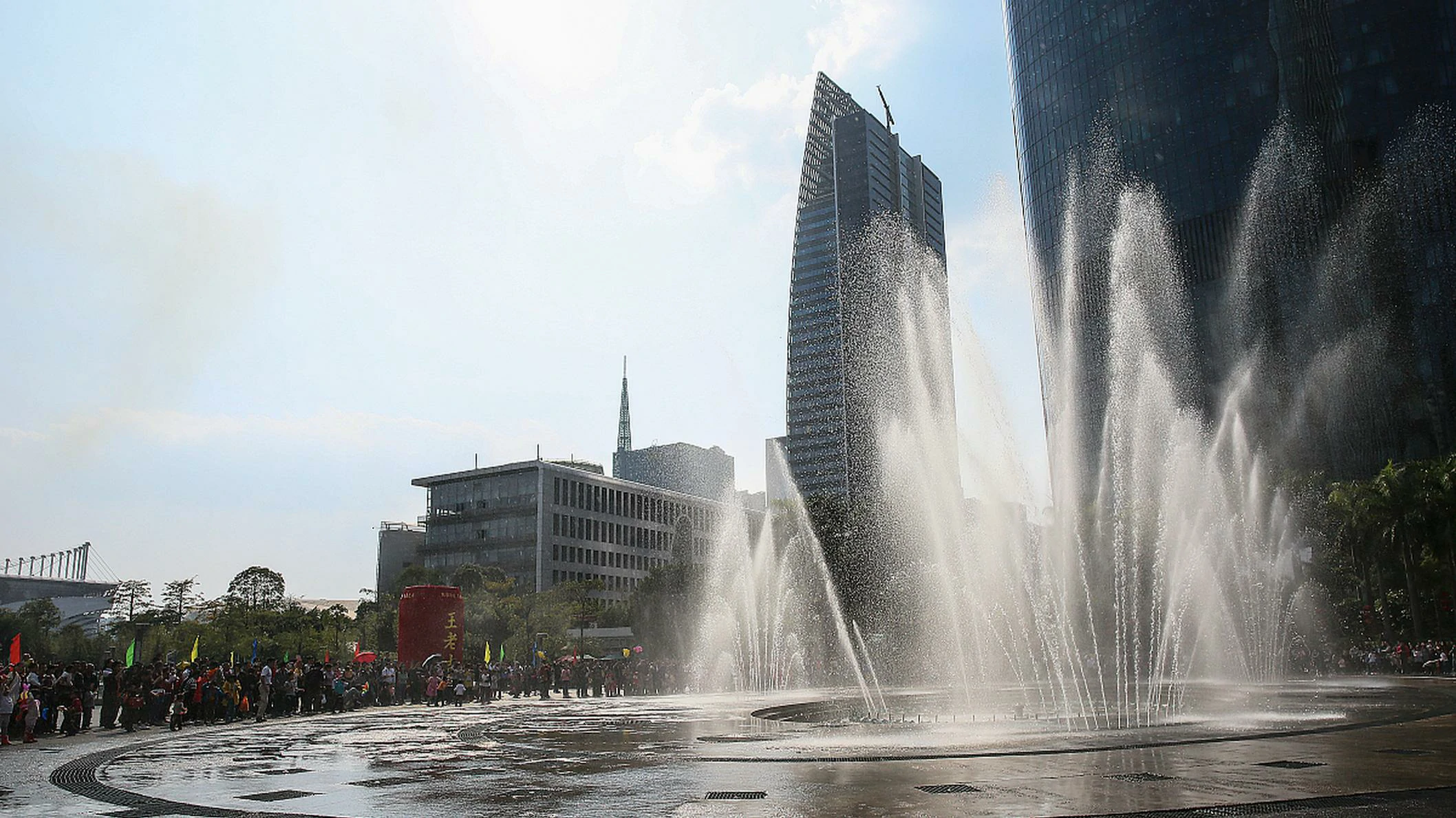 Public plazas and pedestrian streets